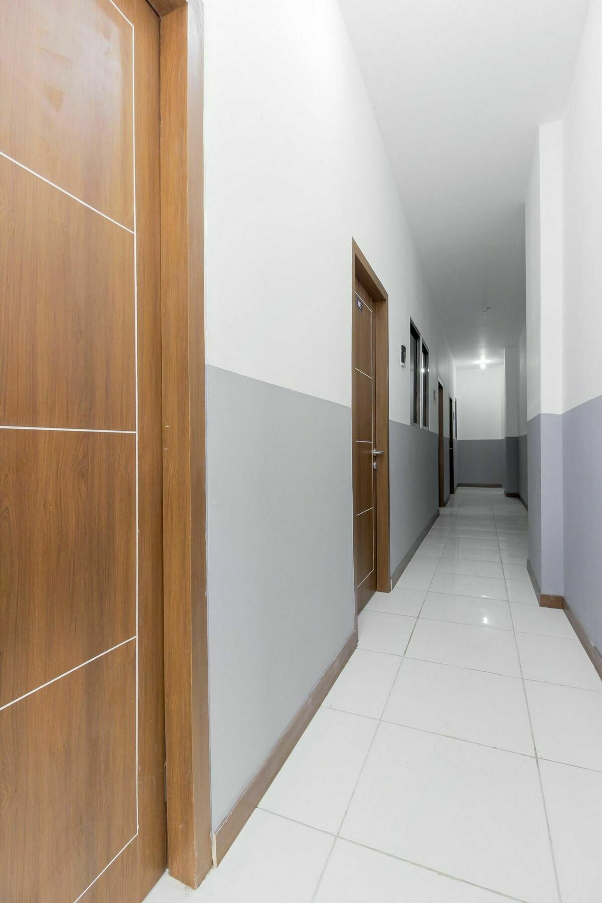 Super Oyo 90422 Mall Of Indonesia Jakarta Exterior photo